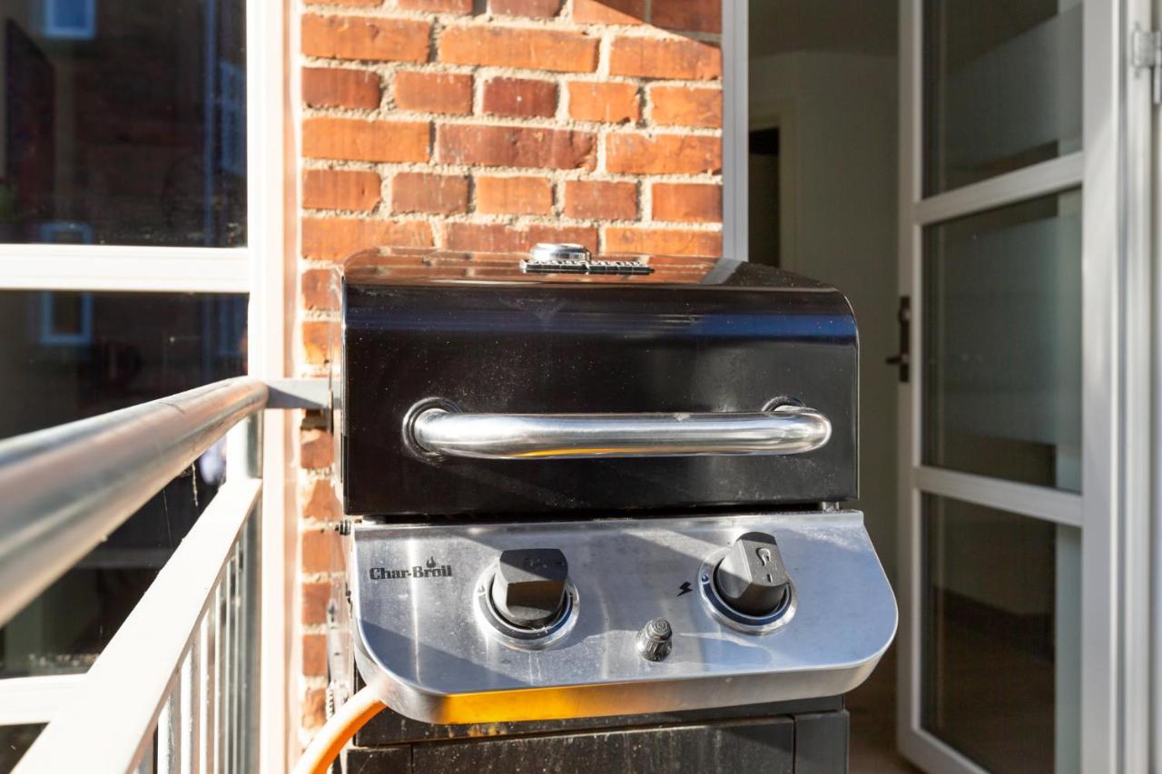 200 M Fra Rutebilstation - Privat Terrasse, Grill Leilighet Århus Eksteriør bilde